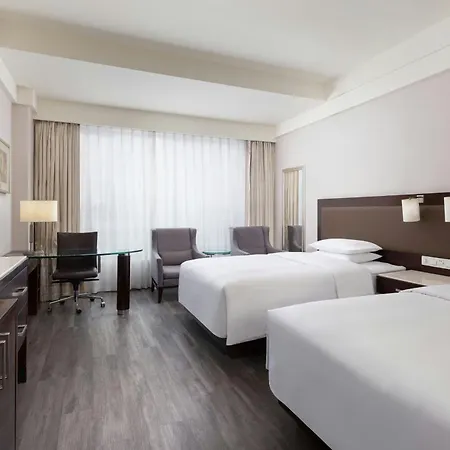 Courtyard By Marriott Hangzhou Wulin At West Lake-3